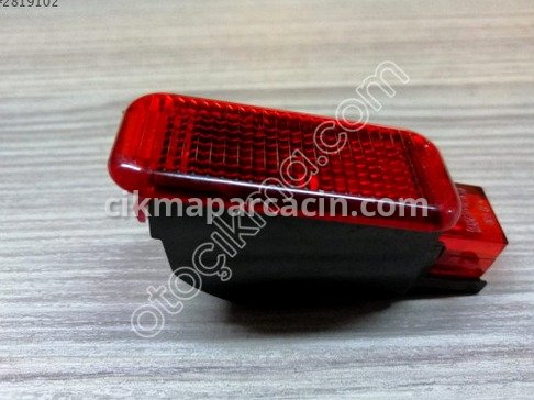 Audi A3 Kapı Camları çıkma parça