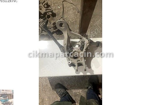 Audi A4 Taşıyıcı çıkma parça
