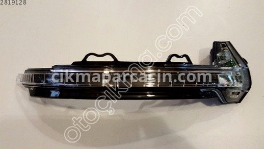 Audi A4 Ayna Sinyali çıkma parça