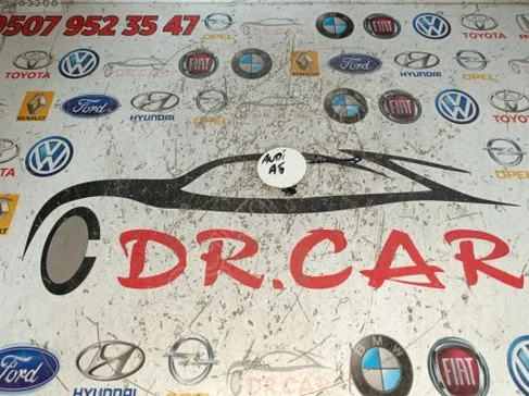 Audi A5 Çeki Demir Kapağı çıkma parça - DR CAR OTO ÇIKMA PARÇA Adana