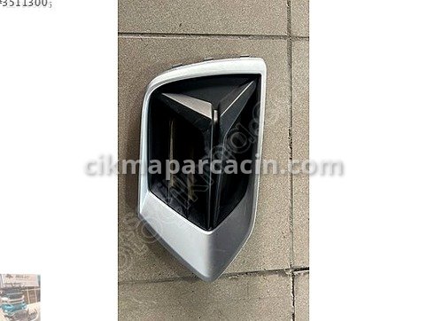 Audi Q3 Sis Farı Çerçevesi çıkma parça