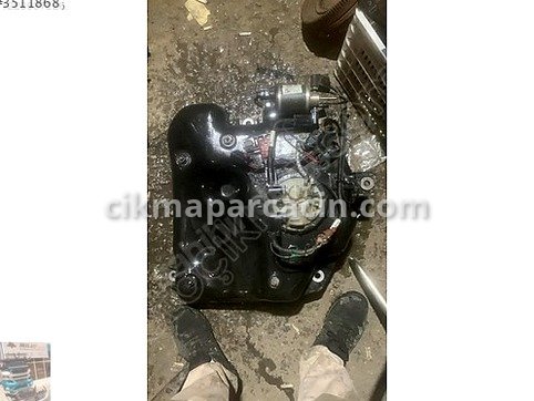 Audi Q5 Yedek Su Deposu çıkma parça