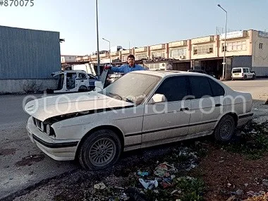 BMW 5 Serisi Sol Ön Kapı çıkma parça - DR CAR OTO ÇIKMA PARÇA Adana