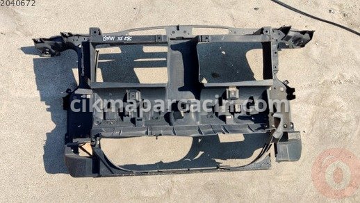 BMW X1 Ön Panel çıkma parça