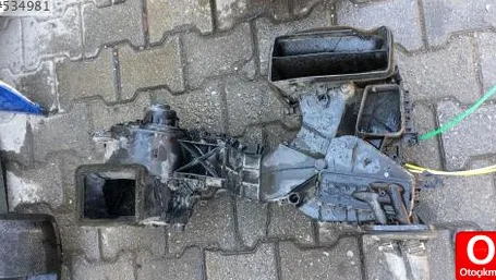 Volkswagen Touran Kalorifer Kutusu çıkma parça - Bulut Otomotiv Orjinal Çıkma ve Yedek Parça İzmir