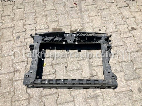 Volkswagen Caddy Ön Panel çıkma parça