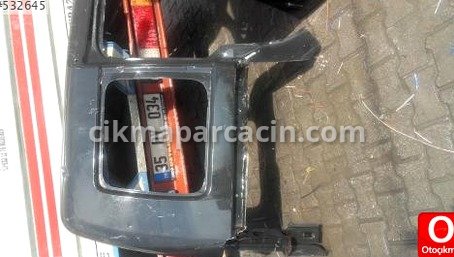 Volkswagen Caddy Arka Çamurluk çıkma parça