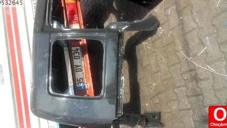 Volkswagen Caddy Arka Çamurluk çıkma parça - Bulut Otomotiv Orjinal Çıkma ve Yedek Parça İzmir