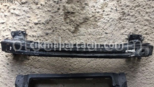 Volkswagen Caddy Tampon Demiri çıkma parça
