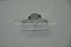 Çamurluk Sinyali Ön Duster Logan OEM 8200257684