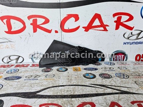 Chevrolet Cruze Orta Konsol çıkma parça