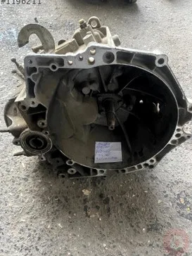 Citroen Berlingo Şanzıman çıkma parça