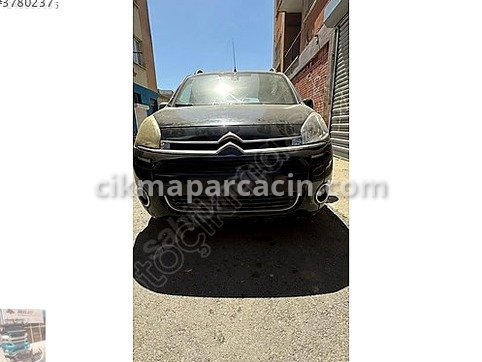 Citroen Berlingo Sağ Ön Far çıkma parça