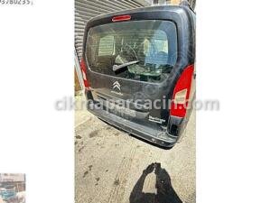 Citroen Berlingo Sol Arka Stop çıkma parça - Bulut Otomotiv Orjinal Çıkma ve Yedek Parça İzmir