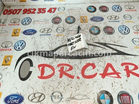 Citroen Berlingo Çeki Demir Kapağı çıkma parça