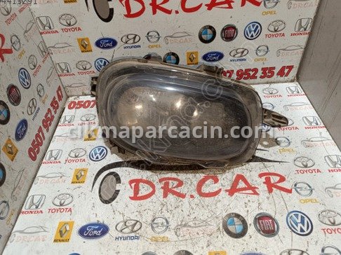 Citroen C3 Sağ Ön Far çıkma parça