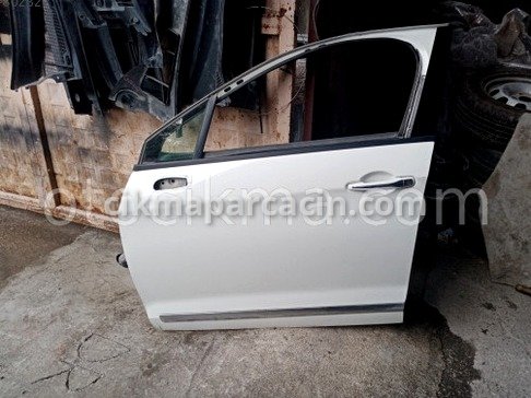 Citroen C5 Sol Ön Kapı çıkma parça
