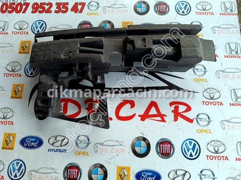 Renault Megane Tampon Braketi çıkma parça