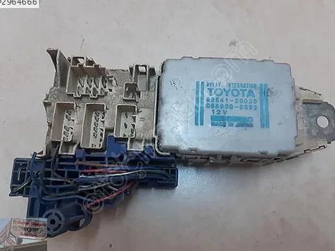 Toyota Corolla Sigorta Kutusu çıkma parça - Baltacı Otomotiv Çıkma38 Kayseri