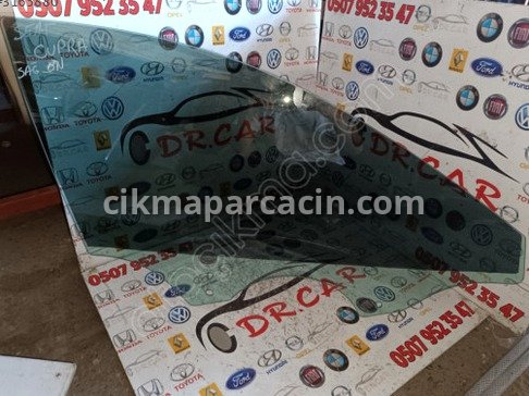 Cupra Formentor Sağ Ön Kapı Camı çıkma parça