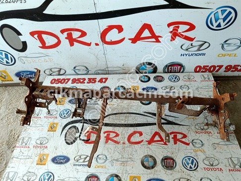 Dacia Duster Göğüs Demiri çıkma parça