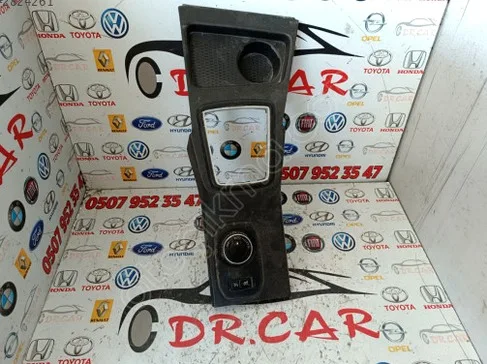 Dacia Duster Orta Konsol çıkma parça - DR CAR OTO ÇIKMA PARÇA Adana