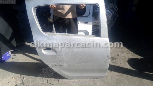 Dacia Sandero Sağ Arka Kapı çıkma parça