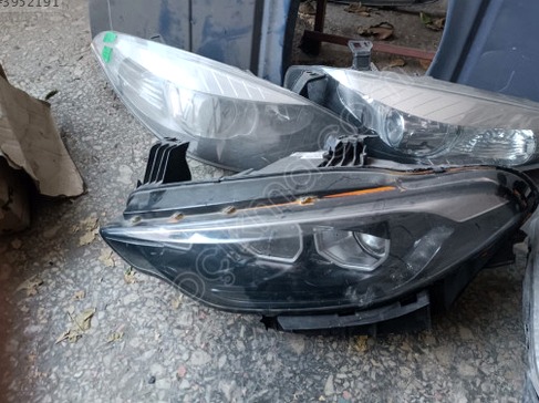 Kia Stonic Sol Ön Far çıkma parça