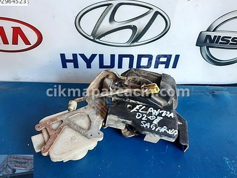 Hyundai Elantra Sağ Arka Kapı Kilidi çıkma parça