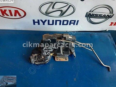 Hyundai Elantra Sağ Ön Kapı Kilidi çıkma parça