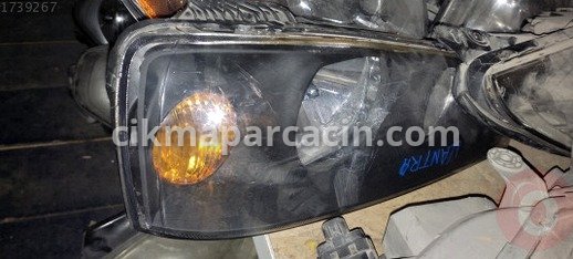 Hyundai Elantra Sağ Ön Far çıkma parça