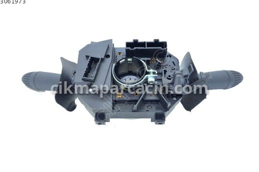 Fiat Palio Sinyal Kolu çıkma parça