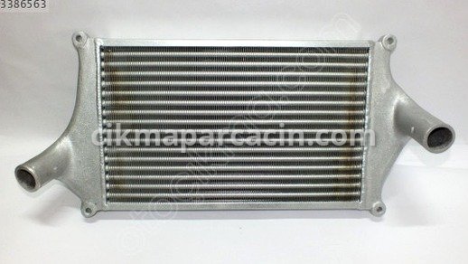 Mitsubishi Canter Intercooler çıkma parça