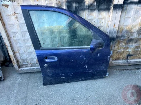 Fiat Palio Sağ Ön Kapı çıkma parça