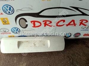 FİAT DOBLO 2015-22 ARKA BAGAJ KAPAĞI ÜST PLASTİK ÇIKMA PARÇA