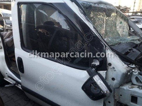 Fiat Doblo Sağ Ön Kapı çıkma parça