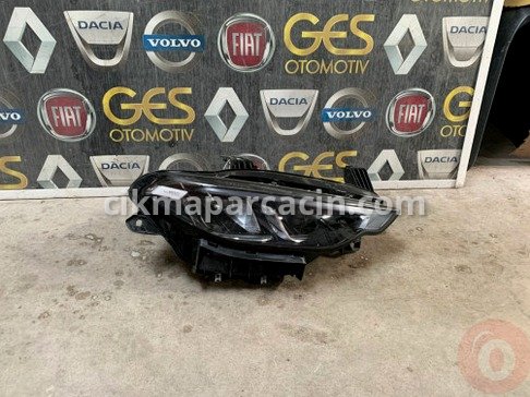 Fiat Egea Sağ Ön Far çıkma parça
