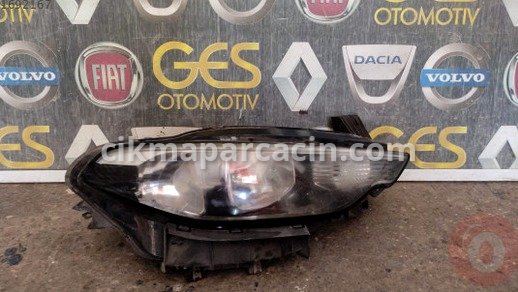 Fiat Egea Sağ Ön Far çıkma parça