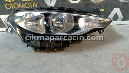 Fiat Egea Sağ Ön Far çıkma parça