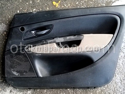 Fiat Linea Sağ Ön Kapı çıkma parça