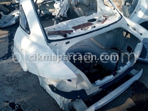 Fiat Linea Çamurluk (Arka) çıkma parça