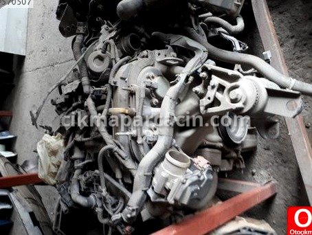 Mazda 2 çıkma parça
