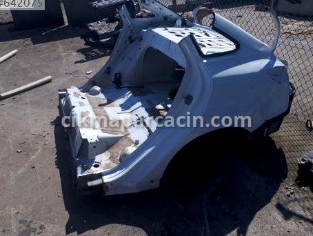 Mazda 2 Komple Arka çıkma parça