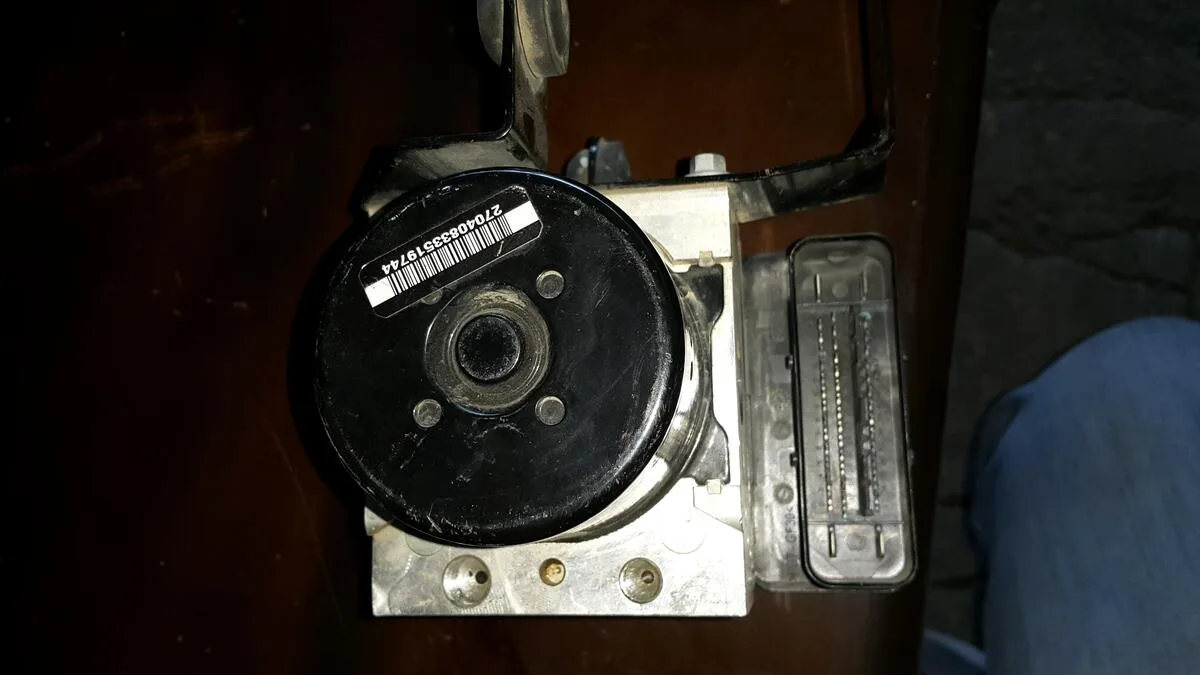 Ford Focus ABS Beyni çıkma parça - DR CAR OTO ÇIKMA PARÇA Adana