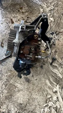 Ford Fiesta Mazot Pompası 0445010102 çıkma parça