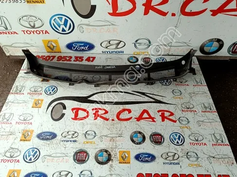 Ford Tourneo Courier Ön Cam Izgarası çıkma parça - DR CAR OTO ÇIKMA PARÇA Adana