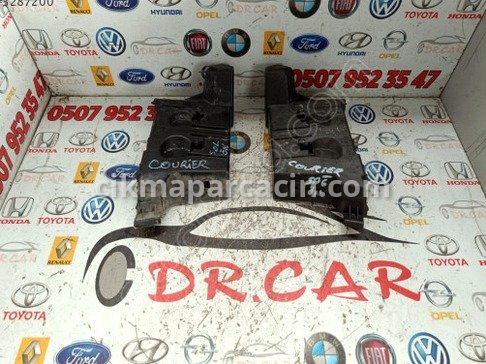 Ford Tourneo Courier Tampon Braketi çıkma parça