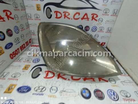 Ford Fiesta Sağ Ön Far çıkma parça