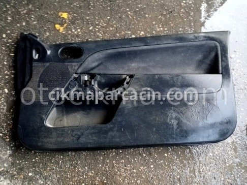 Ford Fiesta Sağ Ön Kapı çıkma parça