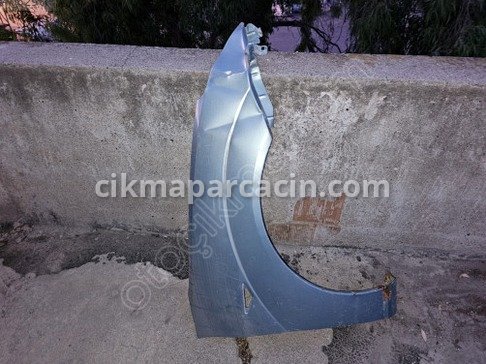 Ford Focus Sağ Ön Çamurluk çıkma parça